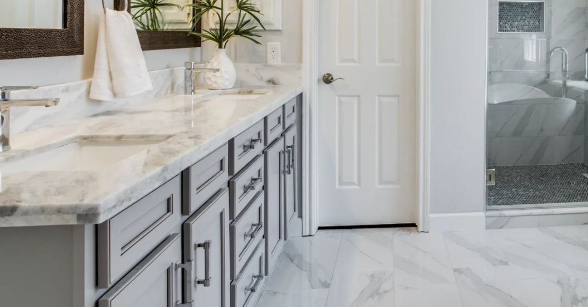 12 Tips for Choosing the Right Bathroom Vanity