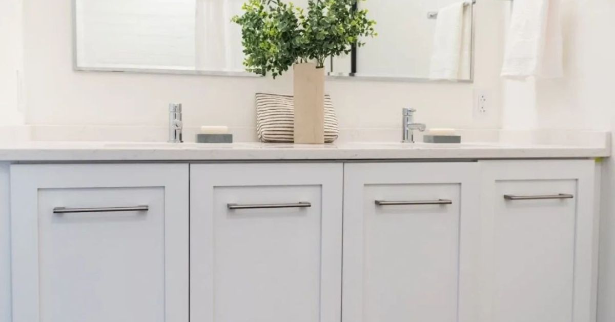 Selecting a Color Scheme for a Bathroom Remodel