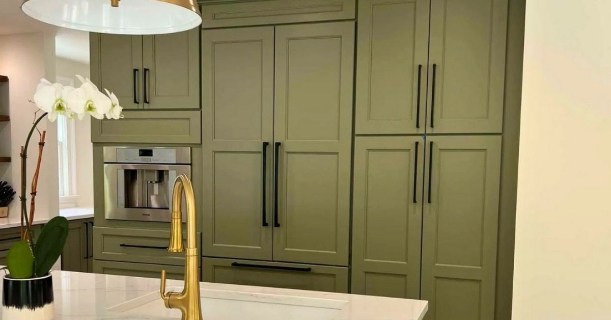 Eight Cabinet and Drawer Configuration Ideas
