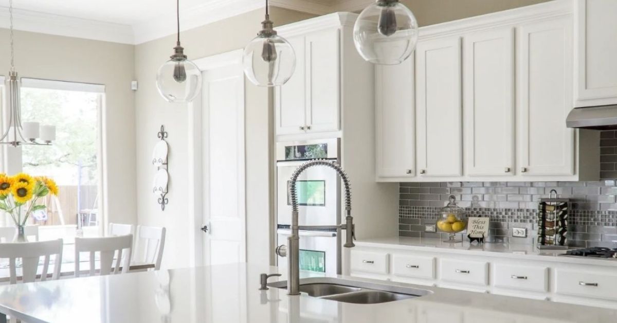 Staggered-Height Cabinets: Are They Right For You?