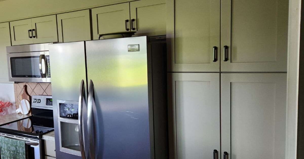 Staggered-Height Cabinets: Are They Right For You?